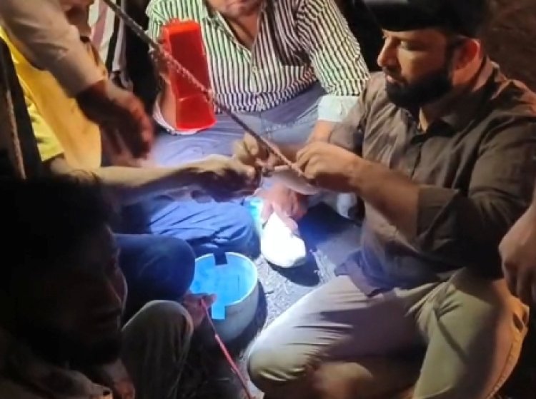 बोरवेल इंप्रवाईड टूल कीट, अंडर वाटर कैमरा के सहारे निकाला गया भागीरथ को