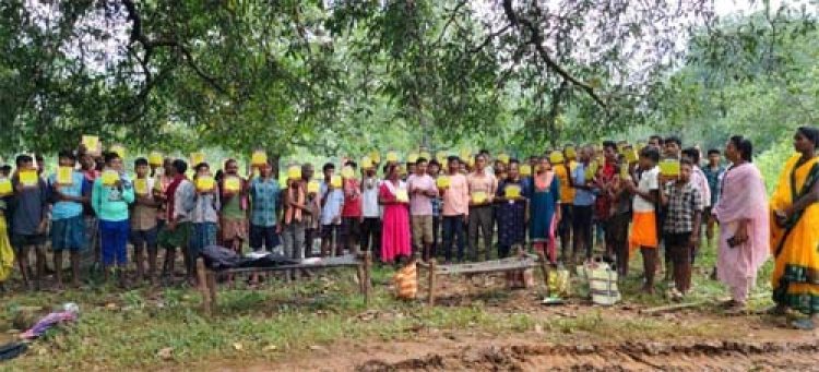 बीजापुर में विकास की नई दस्तक: नियद नेल्लानार , मनरेगा और प्रधान मंत्री आवास से बदल रही 224 गांवों की तस्वीर