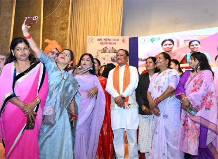 नारी शक्ति वंदन अधिनियम 21वीं सदी का सबसे महत्वपूर्ण निर्णय, प्रधानमंत्री के दृढ़इच्छाशक्ति और साहसिक निर्णय से पूरा होगा महिलाओं का सपना : मुख्यमंत्री साय
