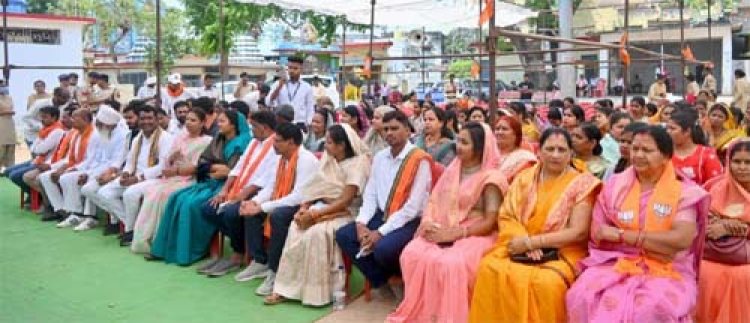 मन की बात’ के 133वें एपिसोड का श्रवण, काले हिरण संरक्षण पर प्रधानमंत्री की सराहना से छत्तीसगढ़ गौरवान्वित