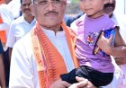 गोद में उठाया, चश्मा पहनाया : भैंसामुड़ा में दिखा मुख्यमंत्री का आत्मीय रूप