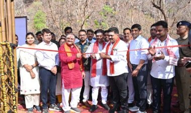 उप मुख्यमंत्री विजय शर्मा, वन मंत्री केदार कश्यप और सांसद संतोष पाण्डेय ने किया भोरमदेव जंगल सफारी का शुभारंभ
