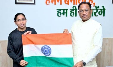 माउंट एवरेस्ट विजेता अमिता श्रीवास के स्वास्थ्य लाभ हेतु राज्य सरकार सजग : मुख्यमंत्री विष्णु देव साय