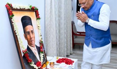 मुख्यमंत्री ने स्वातंत्र्यवीर विनायक दामोदर सावरकर की जयंती पर उन्हें किया नमन