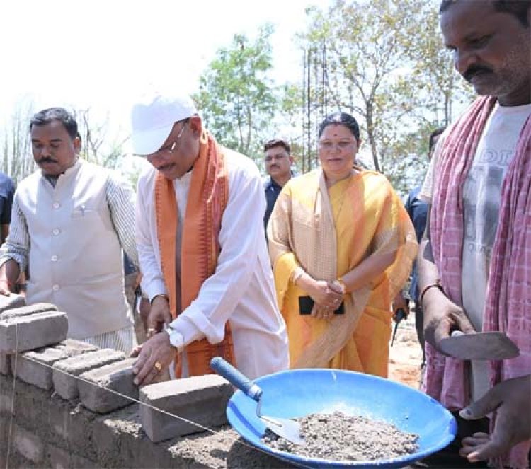 कच्ची झोपड़ी से पक्के घर तक का सपना हो रहा साकार