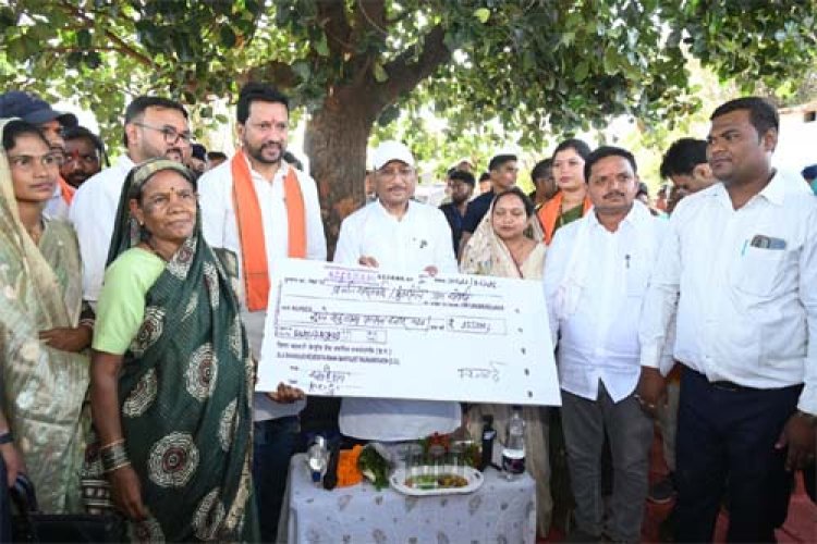 चौपाल में मिली राहत, सरलाबाई मरावी की समस्या का मुख्यमंत्री ने किया त्वरित समाधान