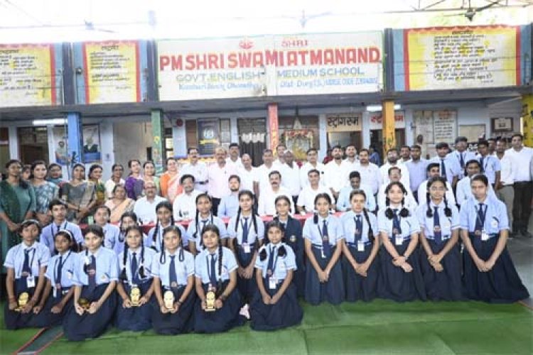 प्रभारी सचिव बोरा ने किया पीएम श्री सेजस विद्यालय कुम्हारी का किया निरीक्षण 