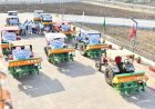 सफलता की नई इबारतः आधुनिक मशीनों से सँवर रही धमतरी की खेती
