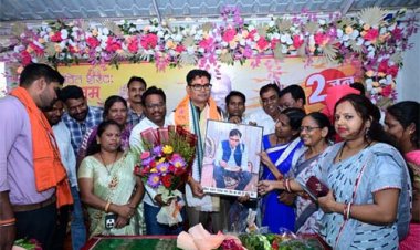 जन्मदिवस पर रायगढ़वासियों के स्नेह से अभिभूत हुए वित्त मंत्री ओपी चौधरी, विभिन्न कार्यक्रमों में हुए शामिल