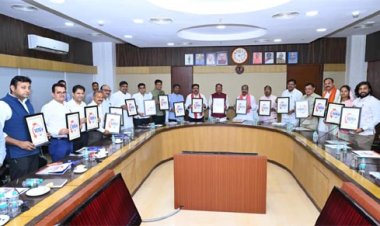 सीएम हेल्पलाइन 1076 का शुभारंभ : अब एक कॉल पर सुनी जाएगी जनता की हर समस्या
