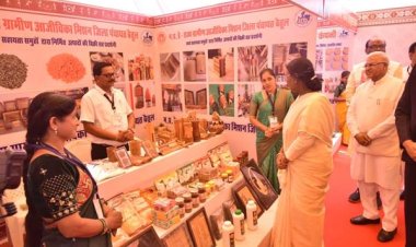 नारी सशक्तिकरण और आत्मनिर्भर भारत की संकल्पना को साकार करने सभी की सहभागिता जरूरी : राष्ट्रपति श्रीमती मुर्मु