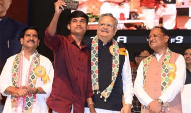 लोकतंत्र सेनानियों का त्याग नई पीढ़ी के लिए प्रेरणा है : मुख्यमंत्री विष्णुदेव साय