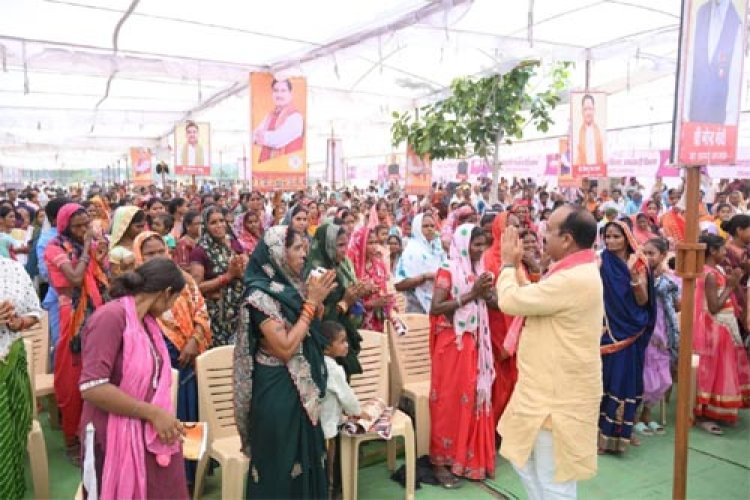 सुशासन तिहार : कोदवामहंत में समाधान शिविर का आयोजन