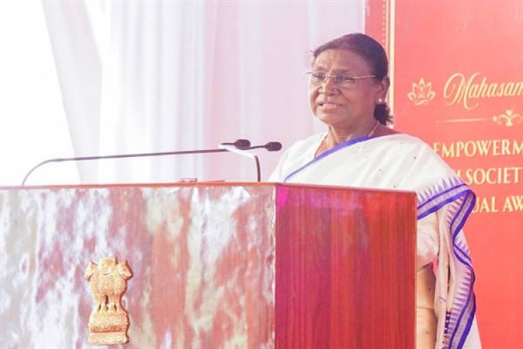 विकास और संस्कृति का संतुलन ही सशक्त और समृद्ध समाज की आधारशिला : राष्ट्रपति मुर्मु