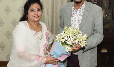 राज्यपाल डेका से महिला आयोग की अध्यक्ष ने भेंट की