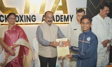 राष्ट्रीय किकबॉक्सिंग प्रतियोगिता में पदक विजेता खिलाड़ियों का सम्मान