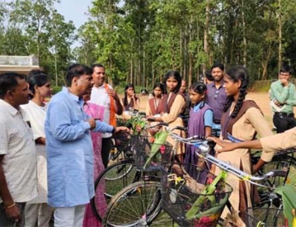 शिक्षा ही उज्ज्वल भविष्य की सबसे मजबूत आधारशिला : वन मंत्री केदार कश्यप