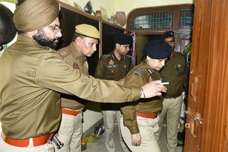 राम मंदिर चढ़ावा चोरी: आरोपी के घर से 20 लाख नकद, 'रामराज्य कोष' लिखा संदूक और QR कोड मिला