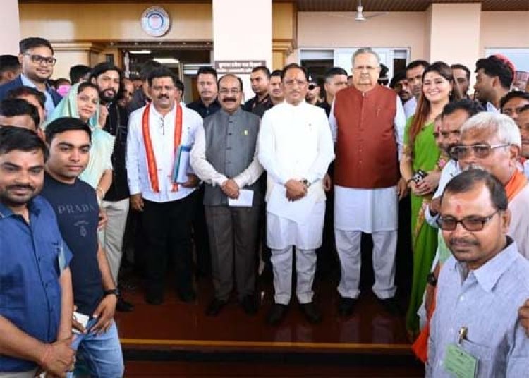 ग्रामीण विद्यार्थियों को आधुनिक तकनीकों से जोड़ना विकसित छत्तीसगढ़ की दिशा में महत्वपूर्ण कदम : मुख्यमंत्री विष्णुदेव साय