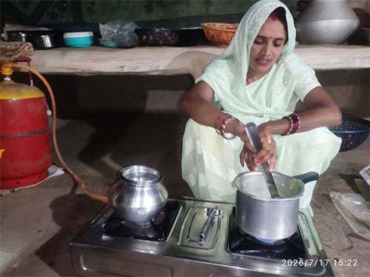 मुख्यमंत्री हेल्पलाइन 1076 से मिला त्वरित समाधान, हितग्राही को उपलब्ध कराया गया प्रधानमंत्री उज्ज्वला योजना का गैस कनेक्शन