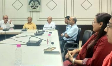 शिक्षा नीति में वैश्विक दृष्टिकोण और विलुप्त ज्ञान के पुनरुद्धार पर बल