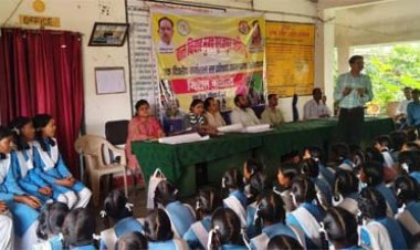 छत्तीसगढ़ को बाल विवाह मुक्त बनाने के लिए छात्राओं को किया जागरूक, सुरक्षा एवं अधिकारों की दी जानकारी