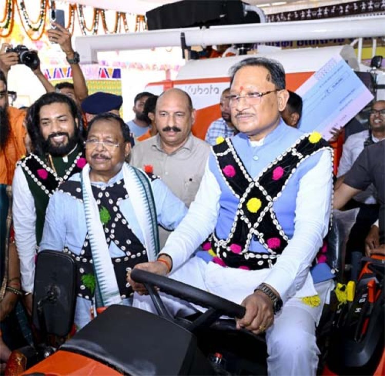 हरेली तिहार पर मुख्यमंत्री निवास में साकार हुई छत्तीसगढ़ की लोक संस्कृति, कृषि परंपरा और ग्रामीण जीवन की जीवंत झांकी