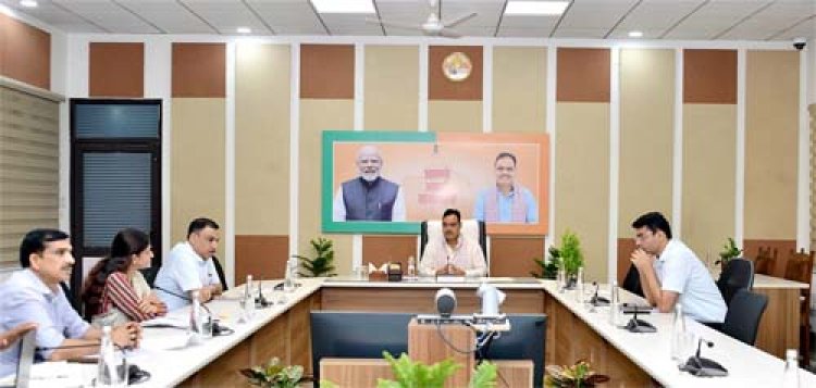 आरजीएचएस में दवा वितरण में लापरवाही पर कार्रवाई