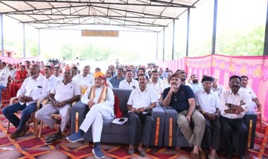 पशुपालन मंत्री ने पाली के गलथनी में ग्रामीणों के साथ सुना ‘मन की बात’ कार्यक्रम का 138वां एपिसोड