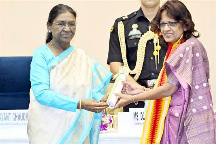 राष्ट्रपति मुर्मु ने शिक्षक दिवस पर मध्यप्रदेश के 6 शिक्षकों को किया सम्मानित