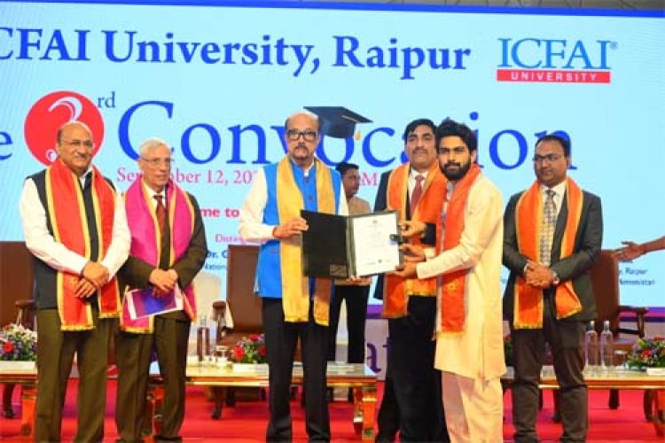 डिजिटल एडिक्शन आज किसी भी अन्य एडिक्शन से अधिक खतरनाक: राज्यपाल डेका