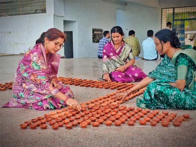 सेवा संकल्प अभियान : ‘आशीर्वाद का दीया’ के लिए बिहान दीदियों ने जगाई जन-अलख