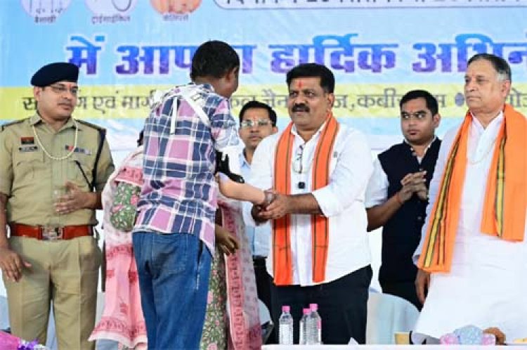 दिव्यांगजनों को आत्मनिर्भर बनाना ही सेवा का उद्देश्य है: उप मुख्यमंत्री विजय शर्मा