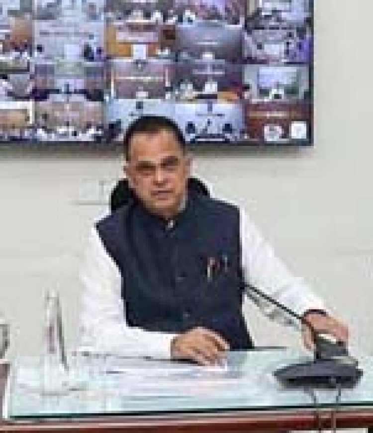 मुख्य सचिव वी. श्रीनिवास की अनूठी पहल, पुलिस मुख्यालय में लगी राज्य स्तरीय पेंशन अदालत