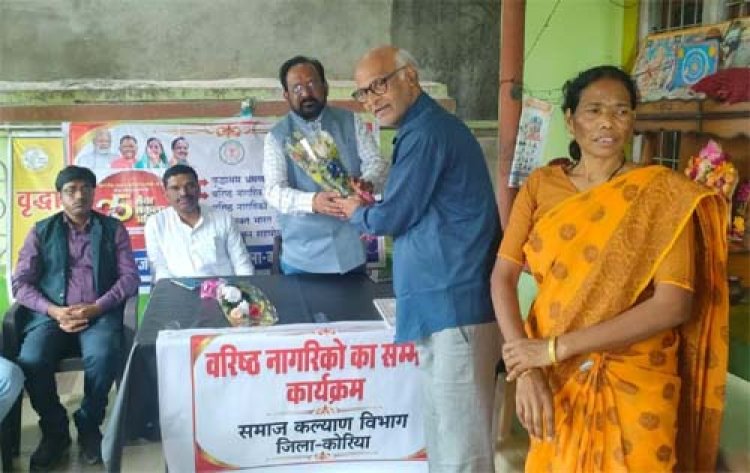 वृद्धाश्रम में बुजुर्गों के साथ बिताए आत्मीय पल, सम्मान से खिले चेहरे