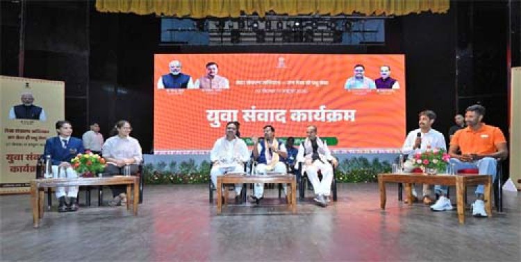 सेवा संकल्प अभियान: युवा संवाद कार्यक्रम: प्रधानमंत्री नरेन्द्र मोदी ने जगाया देश के युवाओं में आत्मविश्वास