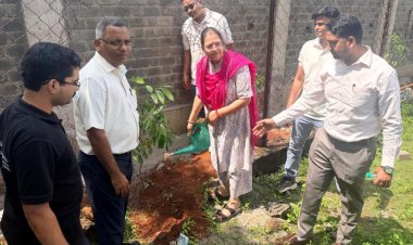 गांधी जयंती पर हरित भविष्य का संकल्पः चित्रोत्पला फिल्म सिटी में वृहद पौधारोपण अभियान