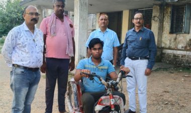 मोटराइज्ड ट्राइसाइकिल से आसान हुई हिमेश की राह, पढ़ाई और आत्मनिर्भरता को मिला संबल