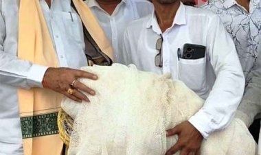 एक एकड़ के तालाब से आत्मनिर्भरता की राह, जाल ने बढ़ाई उम्मीद
