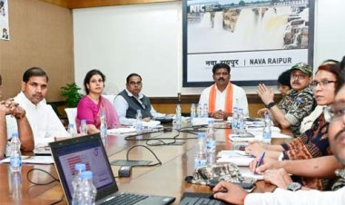 नक्सल प्रकरणों की वापसी के लिए प्रक्रिया में तेजी लाएं, 15 दिनों में जिला स्तरीय समितियों की बैठक करें: उप मुख्यमंत्री विजय शर्मा