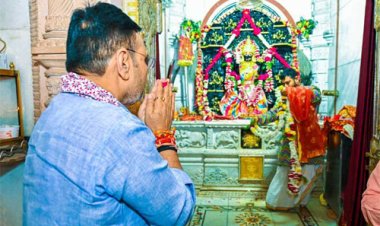 मुख्यमंत्री का बांसवाड़ा दौरा: मुख्यमंत्री भजनलाल शर्मा ने किए मां त्रिपुरा सुंदरी के दर्शन