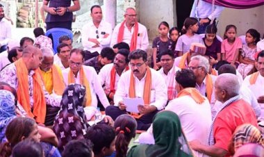 उप मुख्यमंत्री विजय शर्मा ने कबीरधाम के वनांचल ग्रामों में लगाई चौपाल