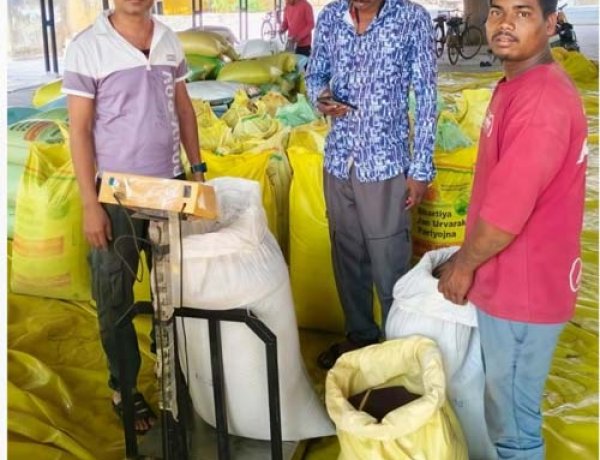 सेवा संकल्प अभियान: सेवा की कहानी : पीएम-किसान सम्मान निधि से किसान उमेन्द्र यादव को खेती-किसानी के जरूरी खर्चों को पूरा करने में मिल रही मदद