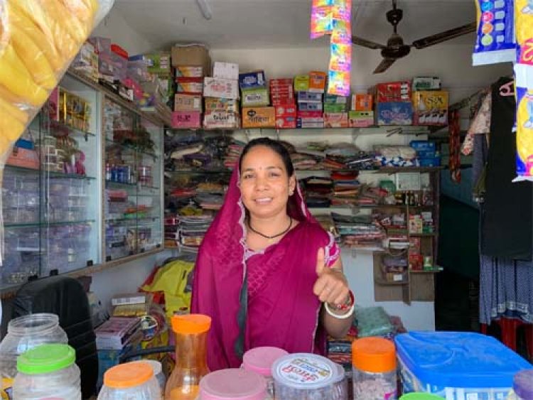 महतारी वंदन योजना से पुन्नी ध्रुव के व्यवसाय को मिल रहा संबल, परिवार के खर्च में हो रही मदद