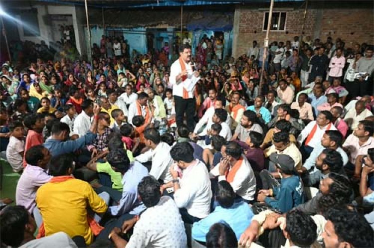उप मुख्यमंत्री विजय शर्मा ने मड़मड़ा में आंगनबाड़ी और अटल डिजिटल सेवा केंद्र का किया लोकार्पण