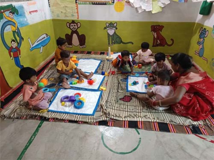 बच्चों के पोषण, देखभाल और शिक्षा का एकीकृत केंद्र बन रहे ‘लइका घर