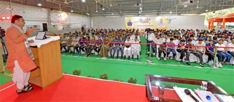 सपनों की उड़ान-असंभव कुछ भी नहीं, सामर्थ्यवान, संस्कारवान, ऊर्जावान, नशामुक्त युवा विकसित भारत की यात्रा के सच्चे सारथी 