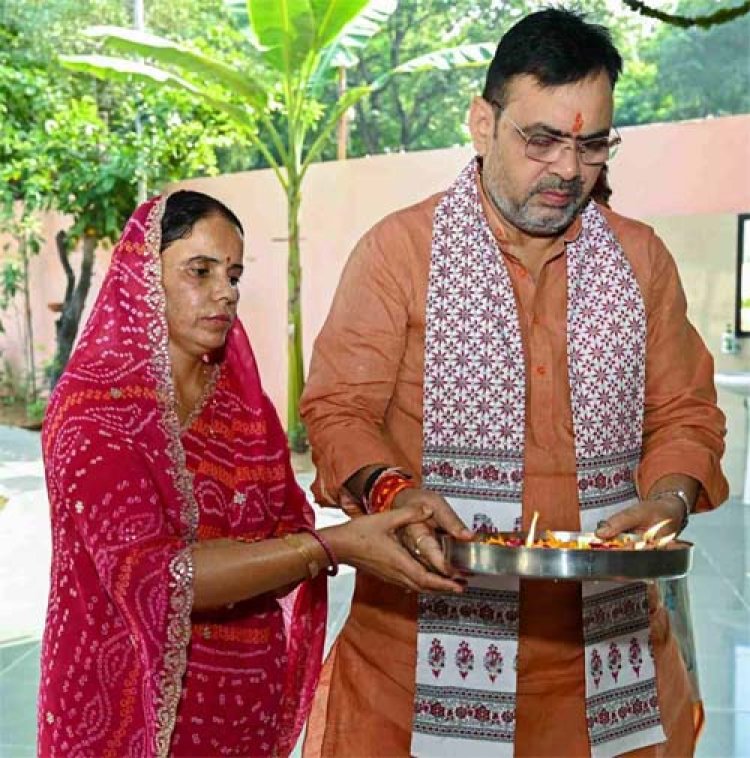 मुख्यमंत्री भजनलाल शर्मा ने मां राज राजेश्वरी मंदिर में की पूजा-अर्चना
