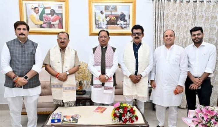 मुख्यमंत्री विष्णु देव साय से राजस्थान विधानसभा अध्यक्ष वासुदेव देवनानी ने की सौजन्य भेंट