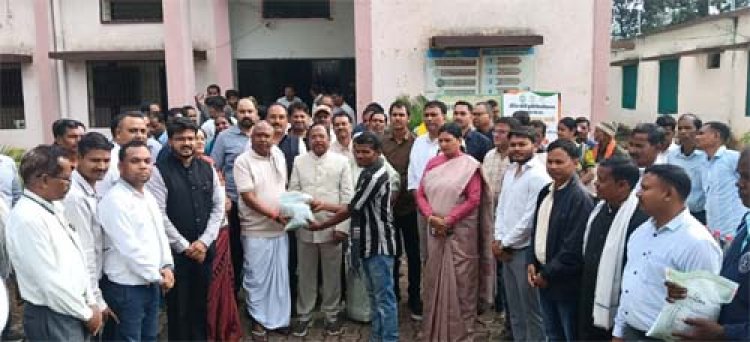 पीएम किसान सम्मान निधि की 24वीं किस्त से सरगुजा के 87,796 किसानों को मिले 18.10 करोड़ रुपये